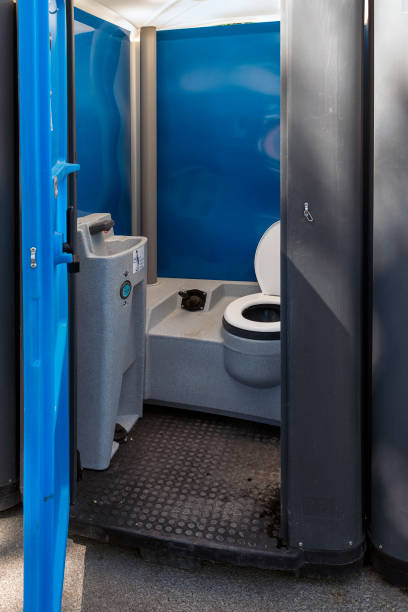 Portable Toilet Options We Offer in New Concord, OH